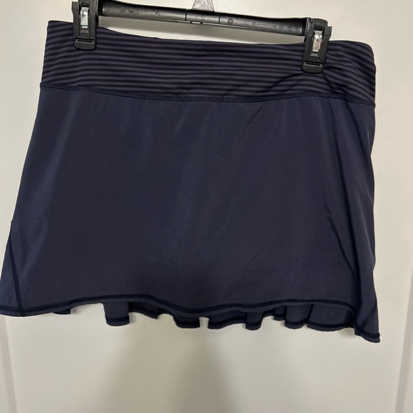 Lululemon Pace Setter Skirt in Dark Purple - Picture 2 of 10